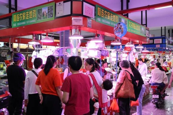 个人配资炒股 “双节”同庆！从化农贸市场购销两旺，“菜篮子” 丰足暖民心